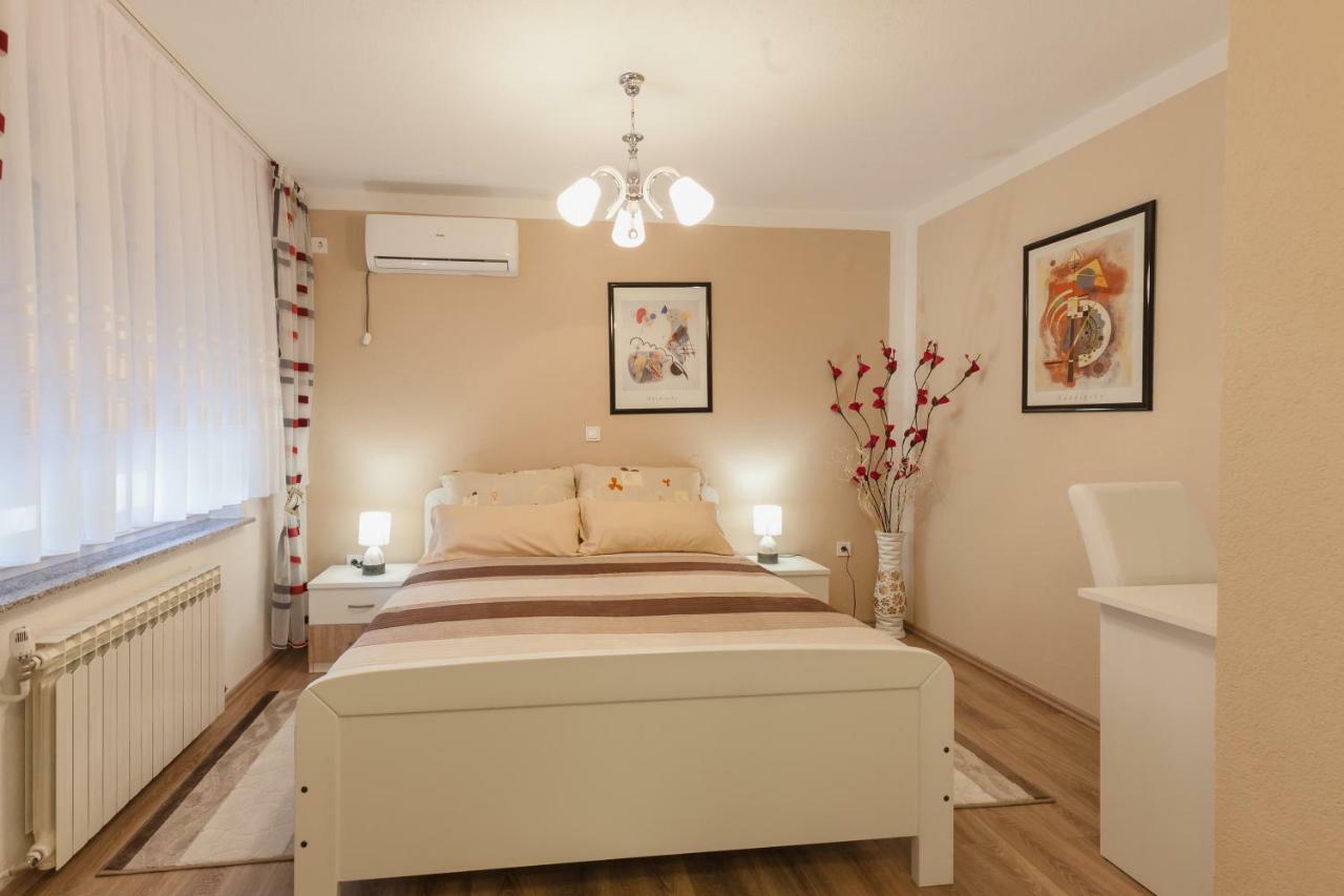 Iris Room & Apartment Slunj Esterno foto