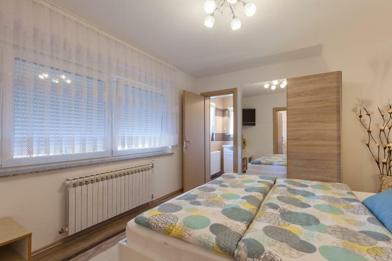 Iris Room & Apartment Slunj Esterno foto