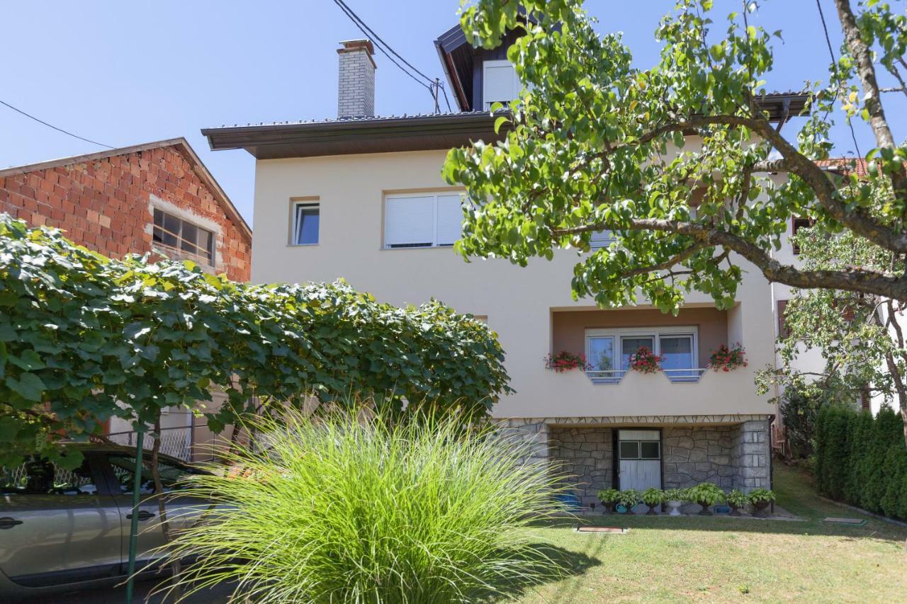 Iris Room & Apartment Slunj Esterno foto