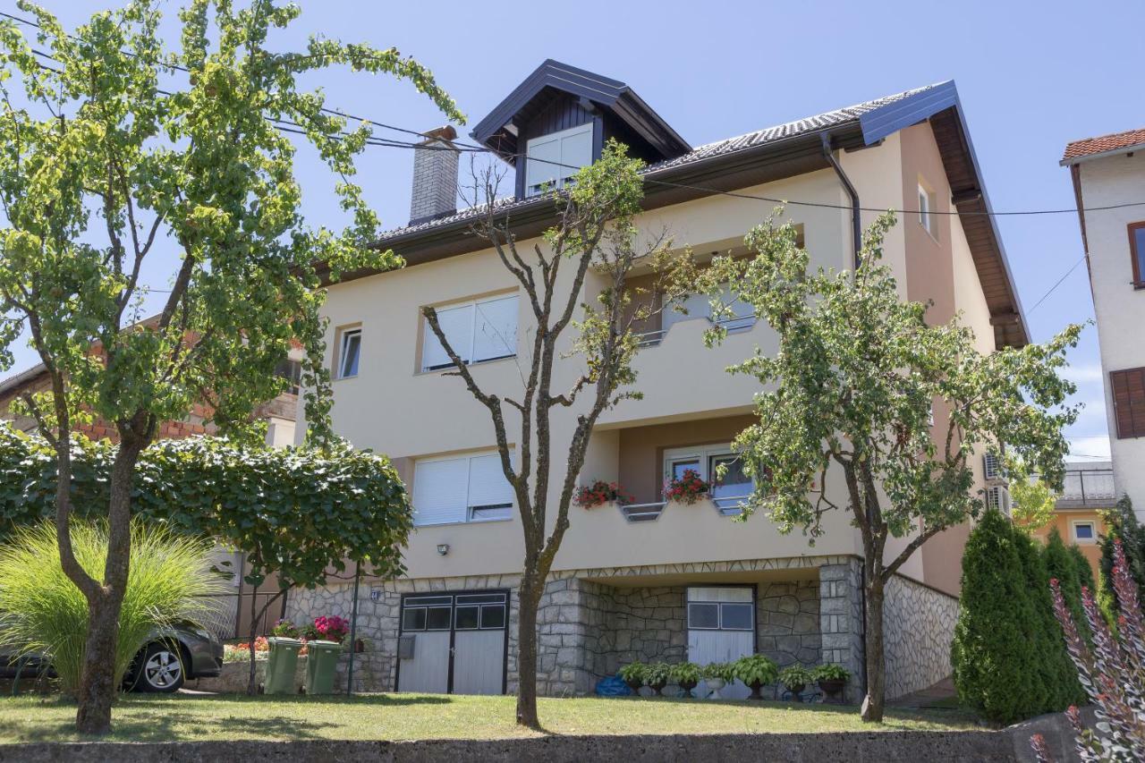 Iris Room & Apartment Slunj Esterno foto